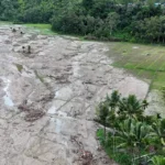 Foto udara kerusakan lahan persawahan warga akibat banjir bandang di Desa Pasir, Kecamatan Tripe Jaya, Gayo Lues, Aceh, Sabtu (20/12/2025) (ANTARA FOTO/Syifa Yulinnas)